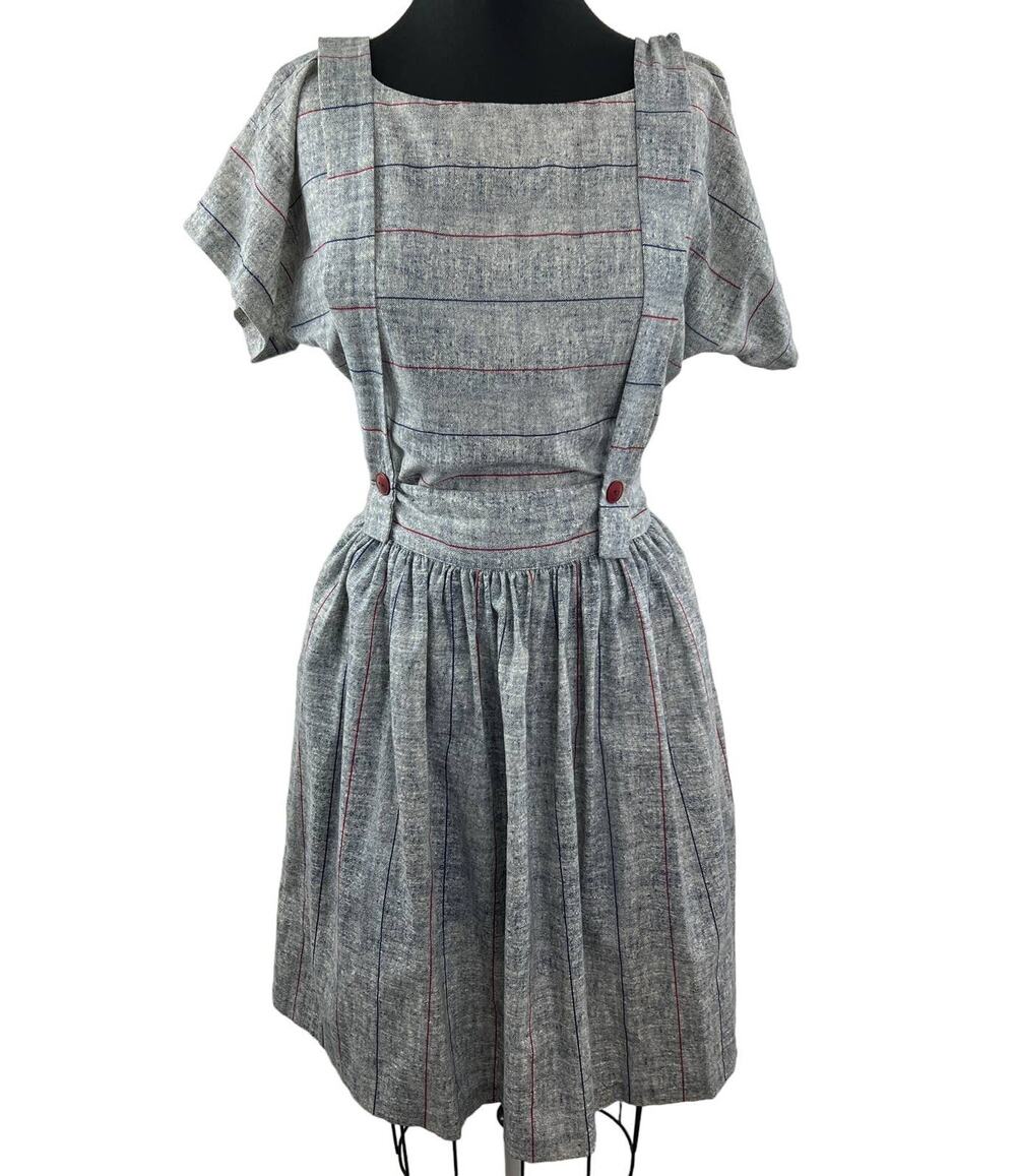 Vintage Women's Gray Stripe 2-Piece Outfit Shirt & Pleated Suspender Skirt 11